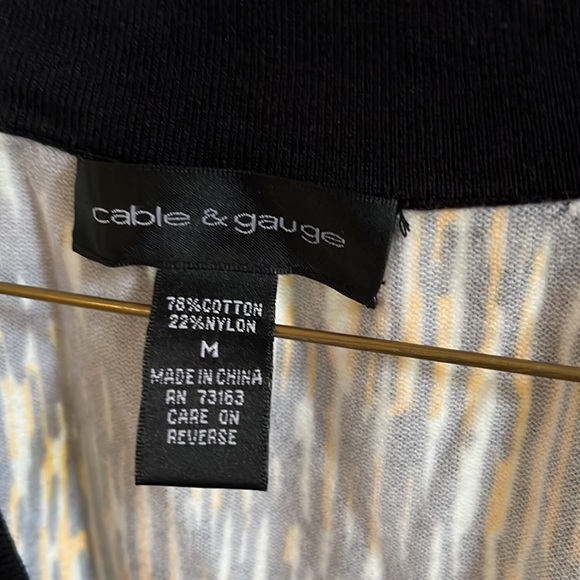 Cable Cable & Gauge new sweater black, yellow and white buttons black & Gold - Picture 3 of 5